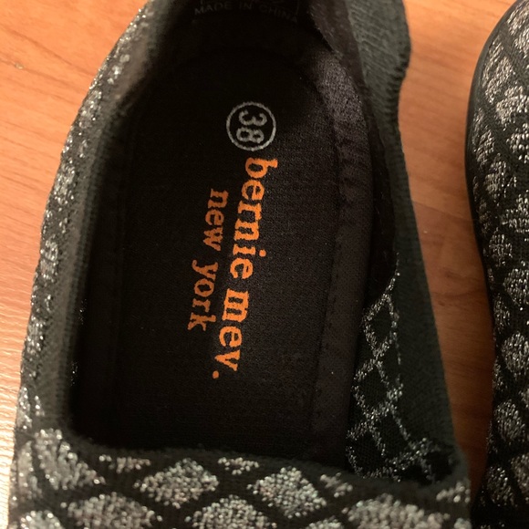 New Bernie Mev - Picture 2 of 2